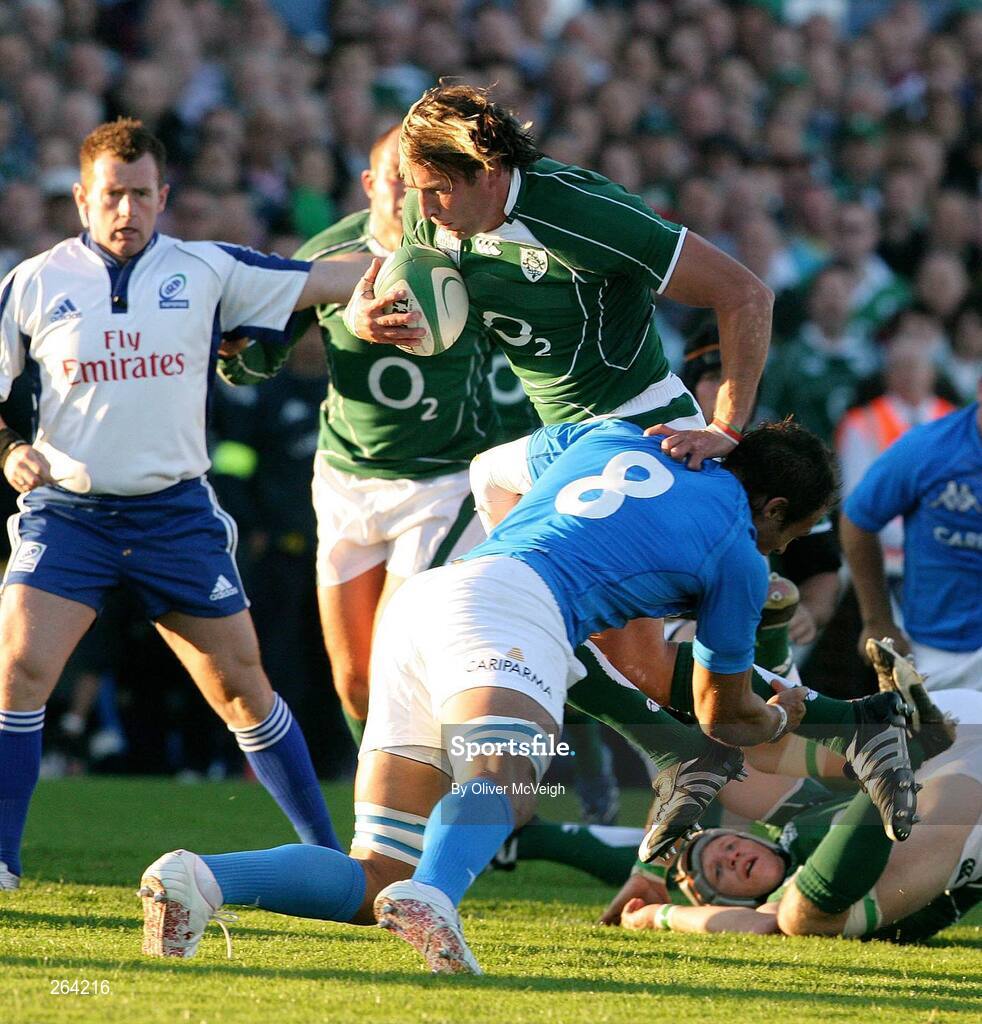 24 August 2007; Neil Best, Ireland, is tackled by Robert Barbieri, Italy. Rugby World Cup Warm-Up Game, Ireland v Italy, Ravenhill Park, Belfast, Co. Antrim. Picture credit: Oliver McVeigh / SPORTSFILE