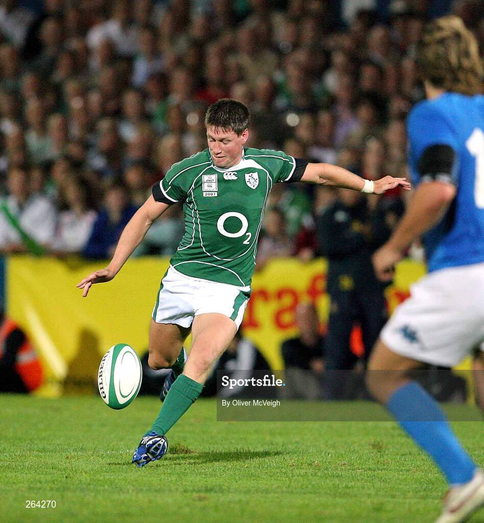 24 August 2007; Ronan O'Gara, Ireland. Rugby World Cup Warm-Up Game, Ireland v Italy, Ravenhill Park, Belfast, Co. Antrim. Picture credit: Oliver McVeigh / SPORTSFILE