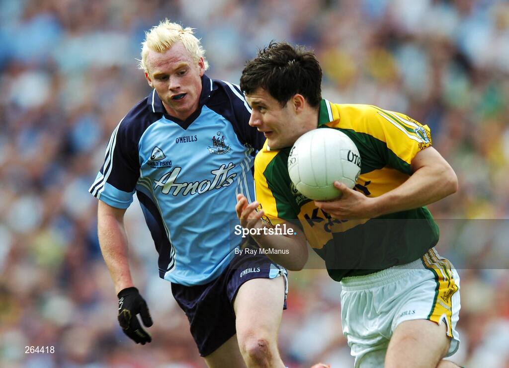 26 August 2007; Padraig Reidy, Kerry, in action against Mark Vaughan, Dublin. Bank of Ireland All-Ireland Senior Football Championship Semi Final, Dublin v Kerry, Croke Park, Dublin. Picture credit: Ray McManus / SPORTSFILE