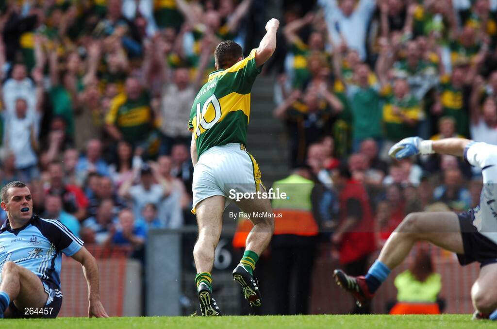 26 August 2007; The Kerry captain Declan O'Sullivan celebrates scoring the game's first goal. Bank of Ireland All-Ireland Senior Football Championship Semi Final, Dublin v Kerry, Croke Park, Dublin. Picture credit: Ray McManus / SPORTSFILE
