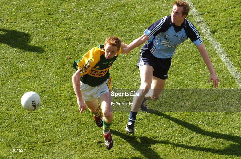 26 August 2007; Colm Cooper, Kerry, in action against Paul Griffin, Dublin. Bank of Ireland All-Ireland Senior Football Championship Semi-Final, Dublin v Kerry, Croke Park, Dublin. Picture credit: Pat Murphy / SPORTSFILE
