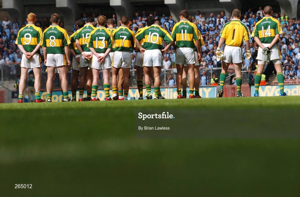 26 August 2007; The Kerry team stand for the National Anthem before the match. Bank of Ireland Senior Football Championship Semi Final, Dublin v Kerry, Croke Park, Dublin. Picture credit: Brian Lawless / SPORTSFILE
