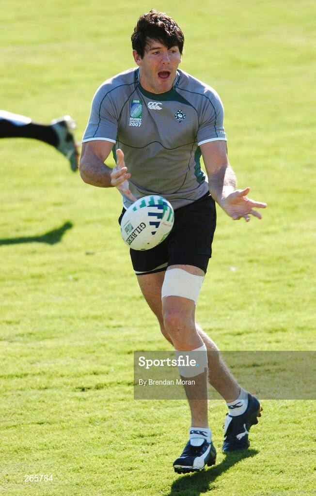 6 September 2007; Ireland's Shane Horgan in action during squad training. 2007 Rugby World Cup, Pool D, Irish Squad Training, Stade Bordelais, Bordeaux, France. Picture credit: Brendan Moran / SPORTSFILE