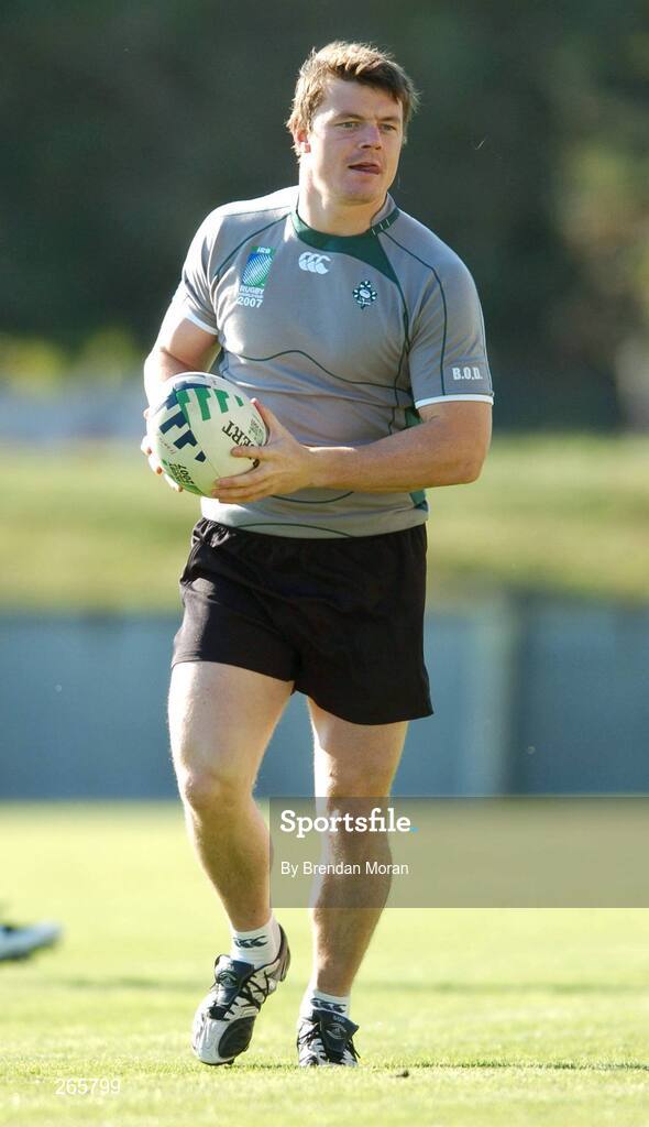 6 September 2007; Ireland captain Brian O'Driscoll in action during squad training. 2007 Rugby World Cup, Pool D, Irish Squad Training, Stade Bordelais, Bordeaux, France. Picture credit: Brendan Moran / SPORTSFILE