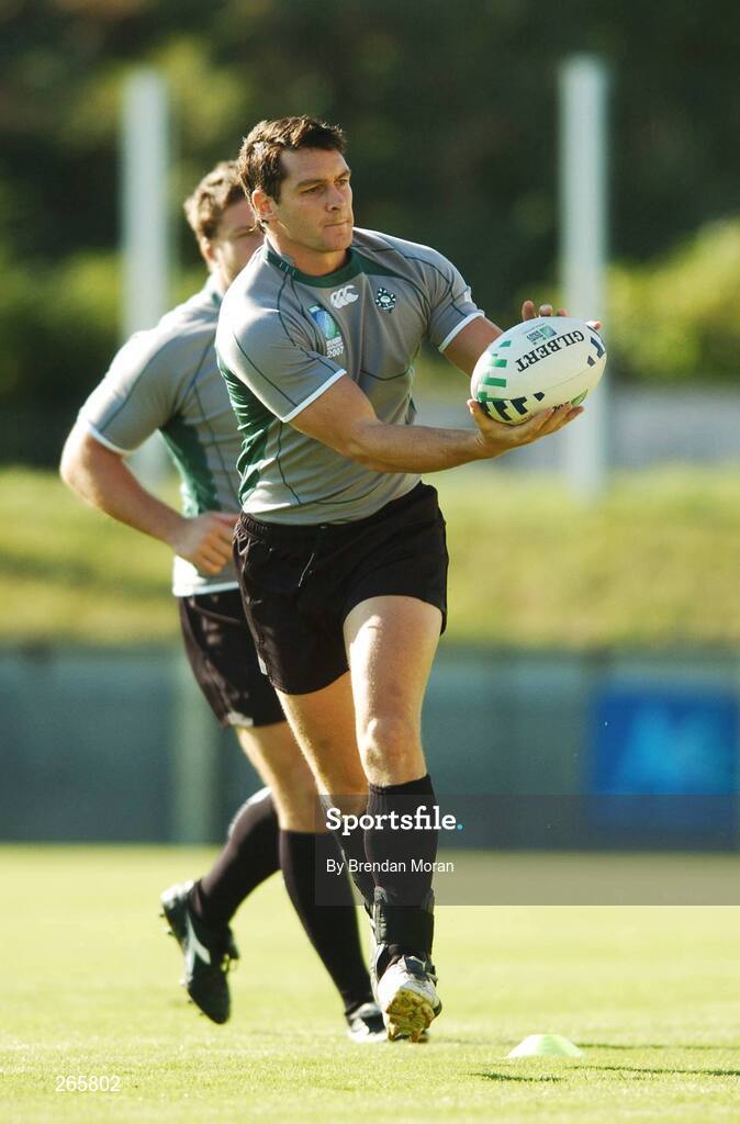 6 September 2007; Ireland's David Wallace in action during squad training. 2007 Rugby World Cup, Pool D, Irish Squad Training, Stade Bordelais, Bordeaux, France. Picture credit: Brendan Moran / SPORTSFILE
