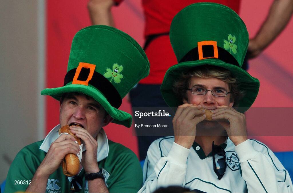 9 September 2007; Irish fans take in some food before the game. 2007 Rugby World Cup, Pool D, Ireland v Namibia, Stade Chaban Delmas, Bordeaux, France. Picture credit; Brendan Moran / SPORTSFILE
