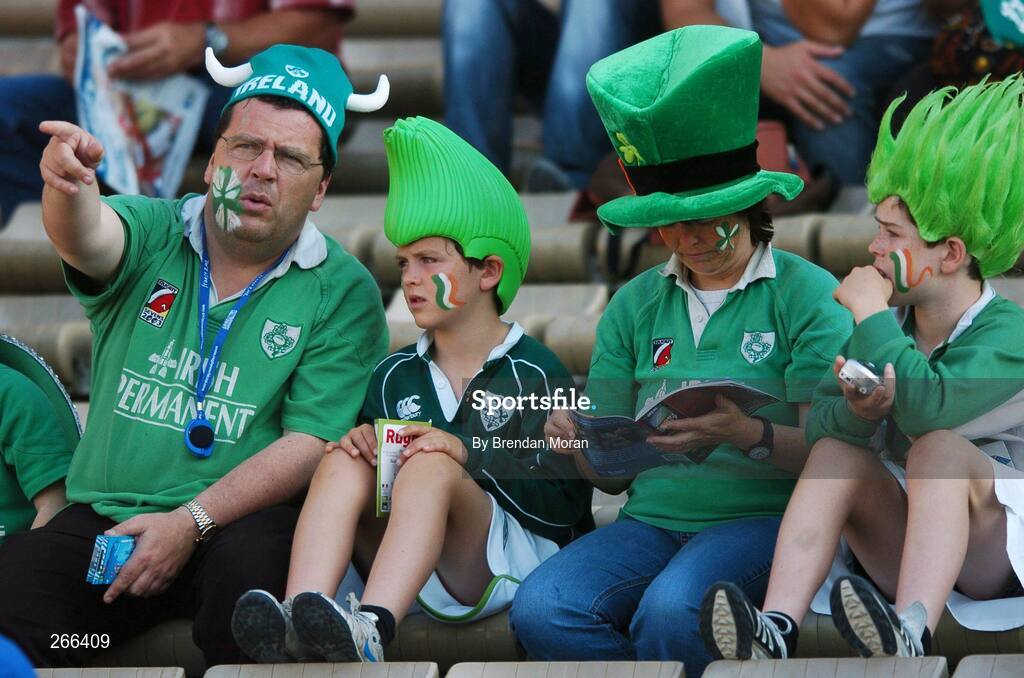 9 September 2007; Ireland fans getting ready for the game. 2007 Rugby World Cup, Pool D, Ireland v Namibia, Stade Chaban Delmas, Bordeaux, France. Picture credit; Brendan Moran / SPORTSFILE