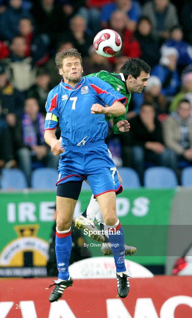 12 September 2007; Keith Gillespie, Northern Ireland, in action against Hermann Hreidarsson, Iceland. 2008 European Championship Qualifier, Iceland v Northern Ireland, Laugardalsvollur Stadium, Reykjavik, Iceland. Picture credit; Oliver McVeigh / SPORTSFILE