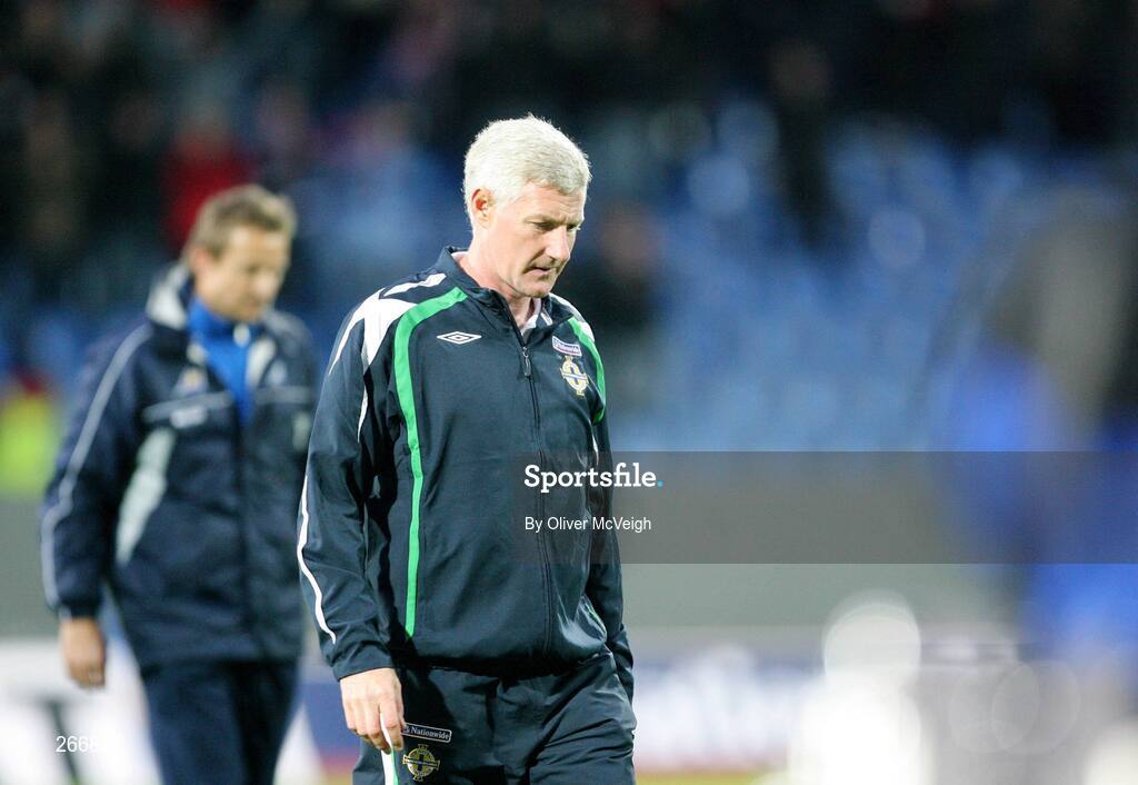 12 September 2007; Northern Ireland manager Nigel Worthington walks off the field in dejected mood. 2008 European Championship Qualifier, Iceland v Northern Ireland, Laugardalsvollur Stadium, Reykjavik, Iceland. Picture credit; Oliver McVeigh / SPORTSFILE