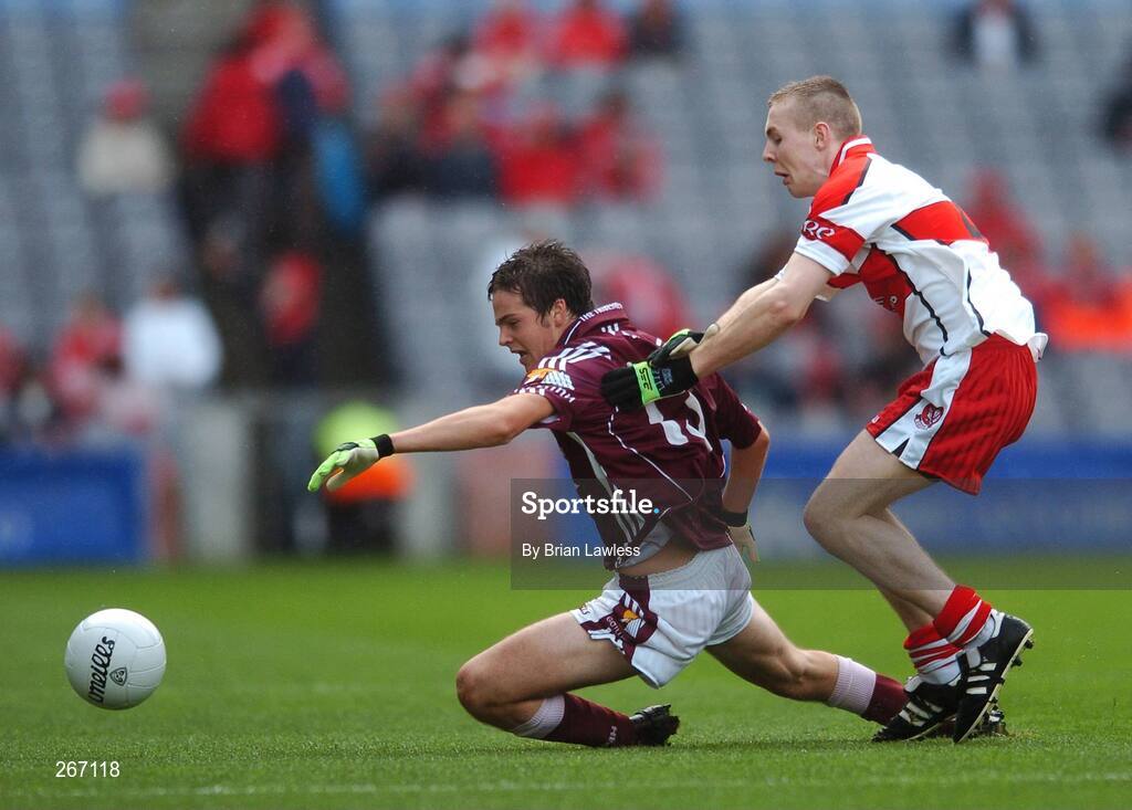 16 September 2007; Jonathan Ryan, Galway, in action against Declan Bell, Derry. ESB All-Ireland Minior Football Championship Final, Galway v Derry, Croke Park, Dublin. Picture credit; Brian Lawless / SPORTSFILE