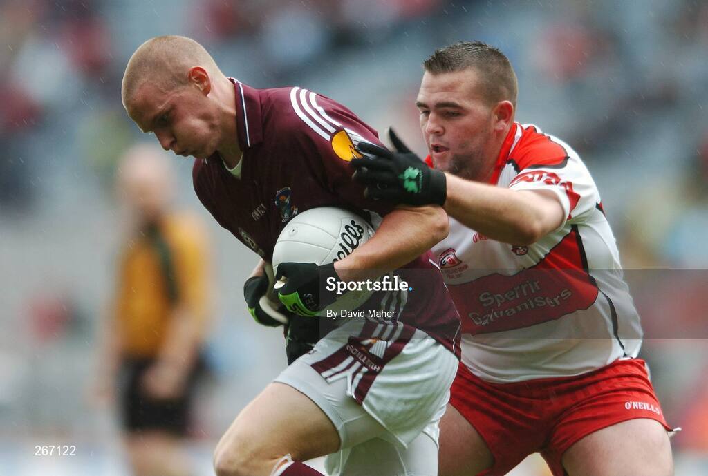 16 September 2007; Damien O'Reilly of Galway in action against Gavin McGeehan of Derry during the ESB All-Ireland Minior Football Championship Final match between Galway and Derry at Croke Park in Dublin. Photo by David Maher/Sportsfile