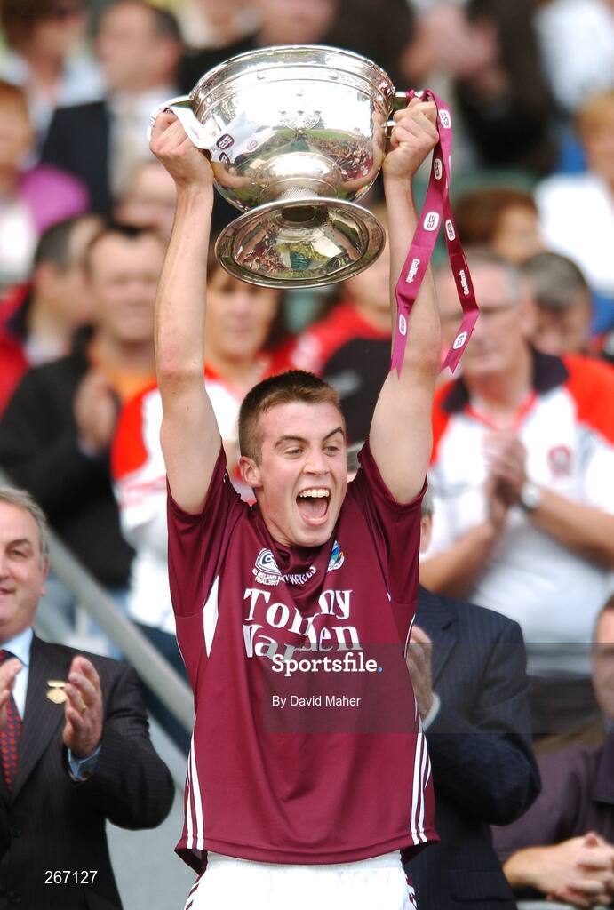 16 September 2007; Galway captain Paul Conroy lifts the cup. ESB All-Ireland Minior Football Championship Final, Galway v Derry, Croke Park, Dublin. Picture credit; David Maher / SPORTSFILE