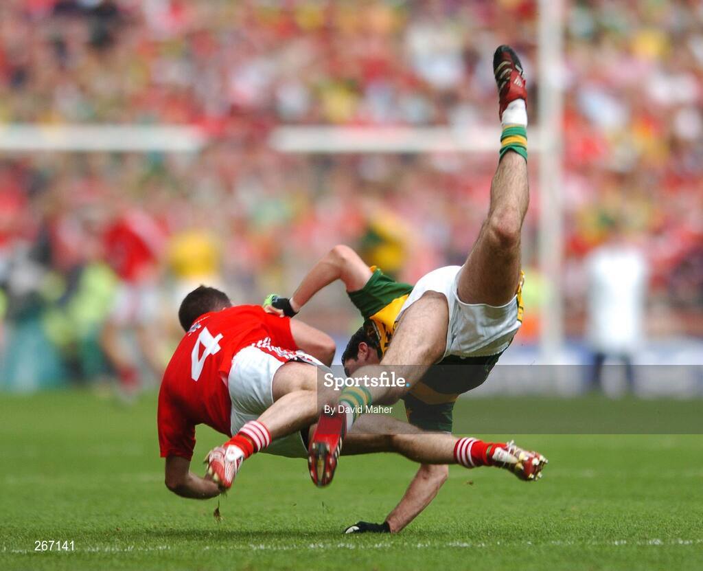 16 September 2007; Kieran O'Connor, Cork, in action against Bryan Sheehan, Kerry. Bank of Ireland All-Ireland Senior Football Championship Final, Kerry v Cork, Croke Park, Dublin. Picture credit; David Maher / SPORTSFILE