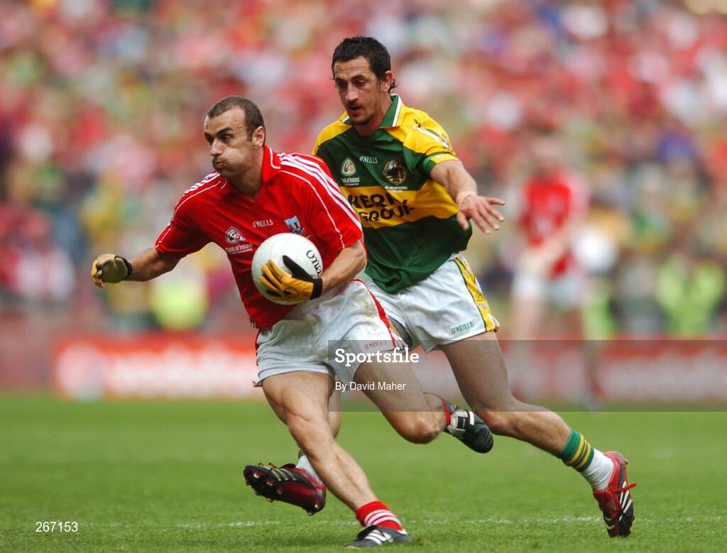 16 September 2007; John Miskella, Cork, in action against Paul Galvin, Kerry. Bank of Ireland All-Ireland Senior Football Championship Final, Kerry v Cork, Croke Park, Dublin. Picture credit; David Maher / SPORTSFILE