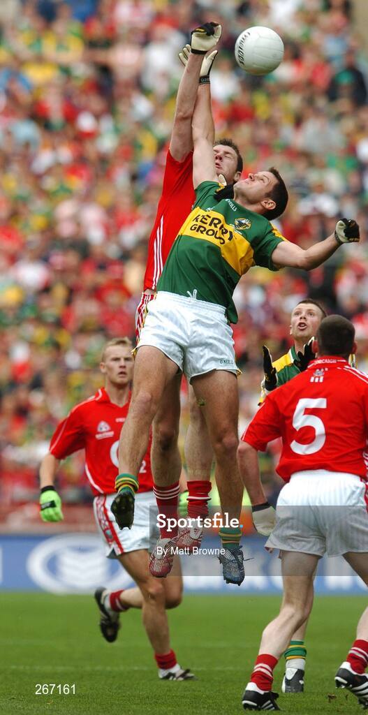 16 September 2007; Eoin Brosnan, Kerry, is tackled by Michael Cussen, Cork. Bank of Ireland All-Ireland Senior Football Championship Final, Kerry v Cork, Croke Park, Dublin. Picture credit; Matt Browne / SPORTSFILE