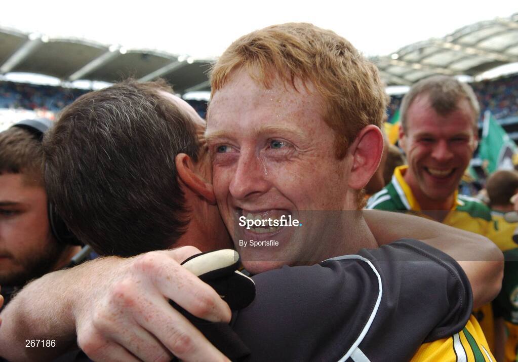 16 September 2007; Colm Cooper, Kerry, celebrates with manager Pat O'Shea at the end of the game. Bank of Ireland All-Ireland Senior Football Championship Final, Kerry v Cork, Croke Park, Dublin. Picture credit; Paul Mohan / SPORTSFILE