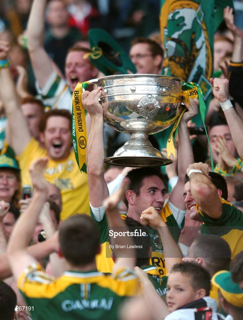 16 September 2007; Kerry captain Declan O'Sullivan lifts the Sam Maguire cup after the match. Bank of Ireland All-Ireland Senior Football Championship Final, Kerry v Cork, Croke Park, Dublin. Picture credit; Brian Lawless / SPORTSFILE