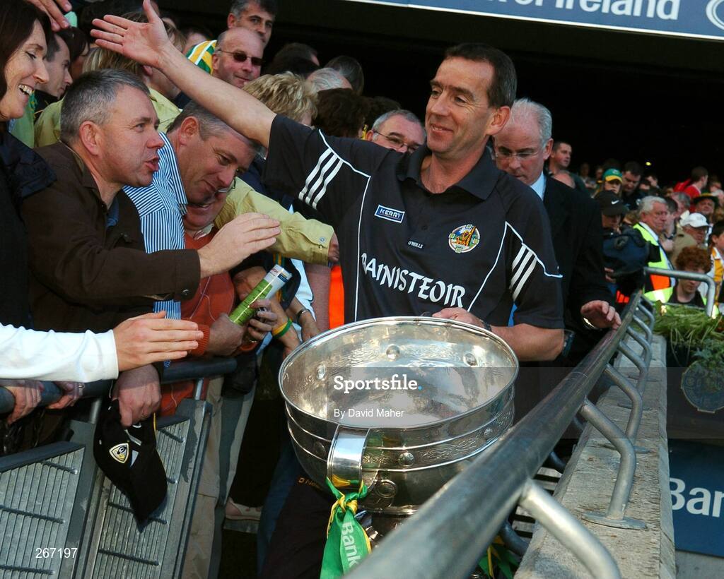 16 September 2007; Pat O'Shea, Kerry manager, celebrates at the end of the game with the Sam Maguire. Bank of Ireland All-Ireland Senior Football Championship Final, Kerry v Cork, Croke Park, Dublin. Picture credit; David Maher / SPORTSFILE