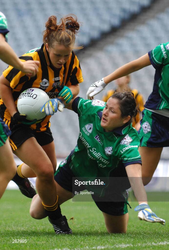 23 September 2007; Kilkenny's Kelly Anne Cottrell is fouled by London's Anne Murphy and then awarded a penalty. TG4 All-Ireland Ladies Junior Football Championship Final, London v Kilkenny, Croke Park, Dublin. Picture credit; Paul Mohan / SPORTSFILE
