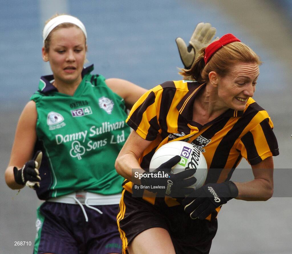 23 September 2007; Caitriona Grace, Kilkenny, in action against London. TG4 All-Ireland Ladies Junior Football Championship Final, London v Kilkenny, Croke Park, Dublin. Picture credit; Brian Lawless / SPORTSFILE