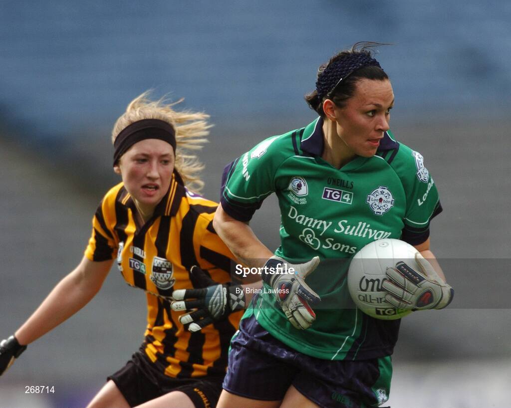 23 September 2007; Shauna Keogh, London, in action against Niamh Whelan, Kilkenny. TG4 All-Ireland Ladies Junior Football Championship Final, London v Kilkenny, Croke Park, Dublin. Picture credit; Brian Lawless / SPORTSFILE