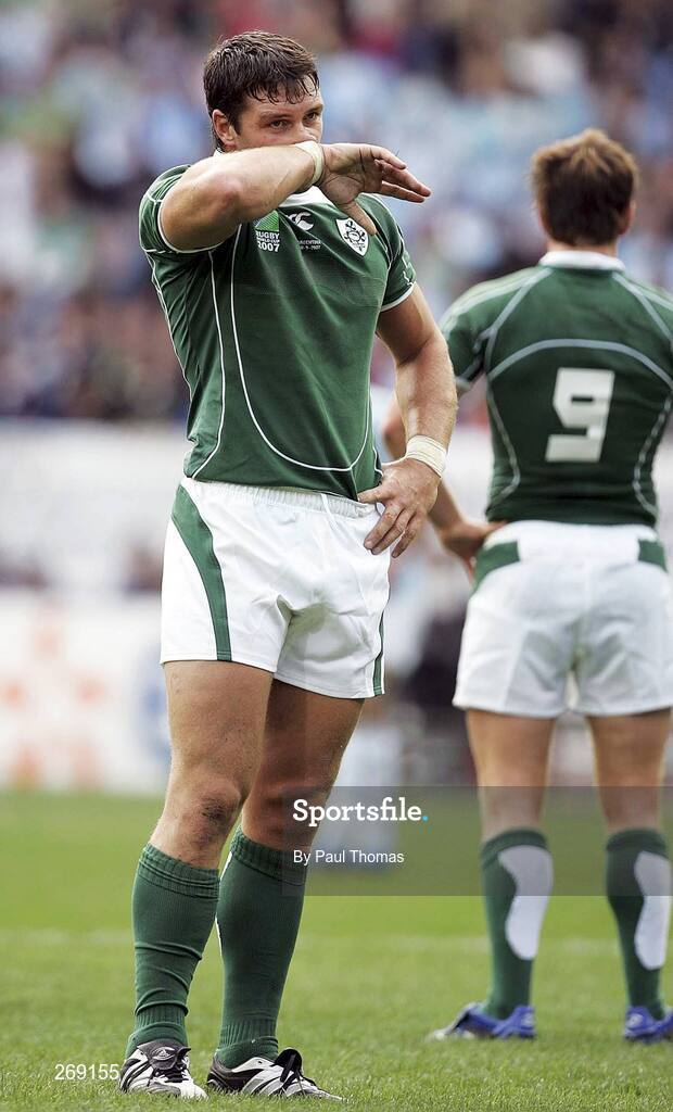 30 September 2007; Ireland's David Wallace in the opening minutes of the game. 2007 Rugby World Cup, Pool D, Ireland v Argentina, The Parc des Princes, Paris, France. Picture credit; Paul Thomas / SPORTSFILE