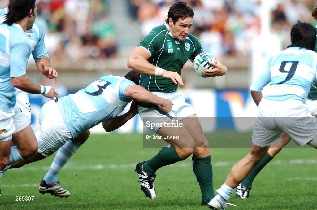 30 September 2007; David Wallace, Ireland, is tackled by Manuel Contepomi, Argentina. 2007 Rugby World Cup, Pool D, Ireland v Argentina, Parc des Princes, Paris, France. Picture credit; Brian Lawless / SPORTSFILE