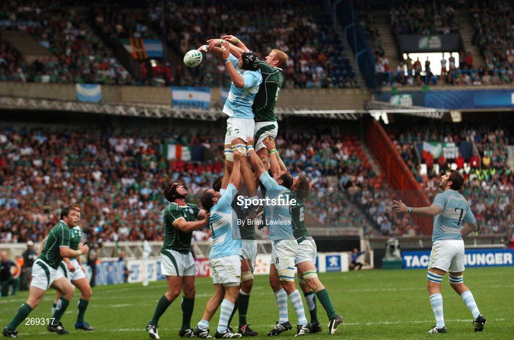30 September 2007; Paul O'Connell, Ireland, in action against Patricio Albacete, Argentina. 2007 Rugby World Cup, Pool D, Ireland v Argentina, Parc des Princes, Paris, France. Picture credit; Brian Lawless / SPORTSFILE