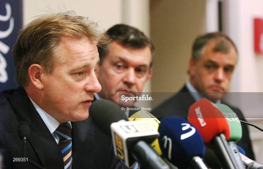 1 October 2007; Ireland head coach Eddie O'Sullivan, in the company of assistant coach Niall O'Donovan, centre, and skills coach Brian McLoughlin, speaking at a press conference following Ireland's defeat by Argentina on Sunday which eliminated them from the 2007 Rugby World Cup. Sofitel Porte Des Serves, Paris, France. Picture credit; Brendan Moran / SPORTSFILE