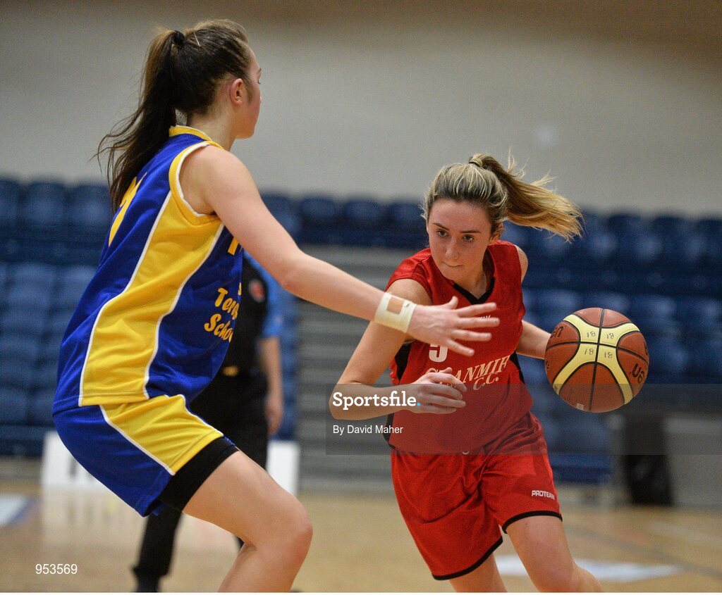 20 January 2015; Hollie Herlihy, Glanmire Community College, in action against Allison McGrath, The Teresian School. All-Ireland Schools Cup U19B Girls Final, The Teresian School v Glanmire Community College, National Basketball Arena, Tallaght, Dublin. Picture credit: David Maher / SPORTSFILE