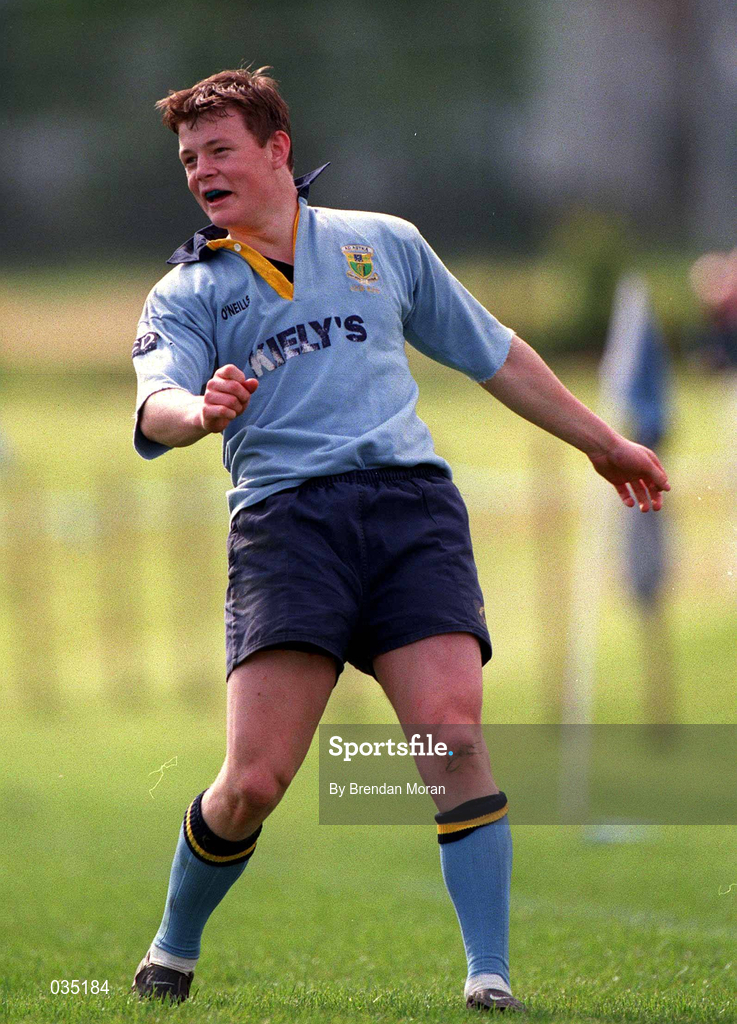 3 April 1999; Brian O'Driscoll of UCD looks on after taking a kick at the posts during the AIB All-Ireland League Division 3 match between UCD RFC and Bohemians RFC at Belfield Bowl in Dublin. Photo by Brendan Moran/Sportsfile