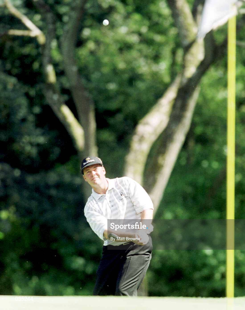 1 August 1999; Darren Clarke pitches onto the 7th green during day three of the Smurfit European Open at the K-Club in Straffan, Kildare. Photo by Matt Browne/Sportsfile