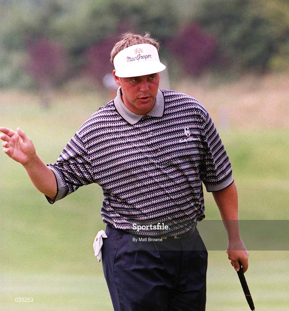 31 July 1999; Darren Clarke acknowledges the crowd after a birdie on the 4th hole during day two of the Smurfit European Open at the K-Club in Straffan, Kildare. Photo by Matt Browne/Sportsfile