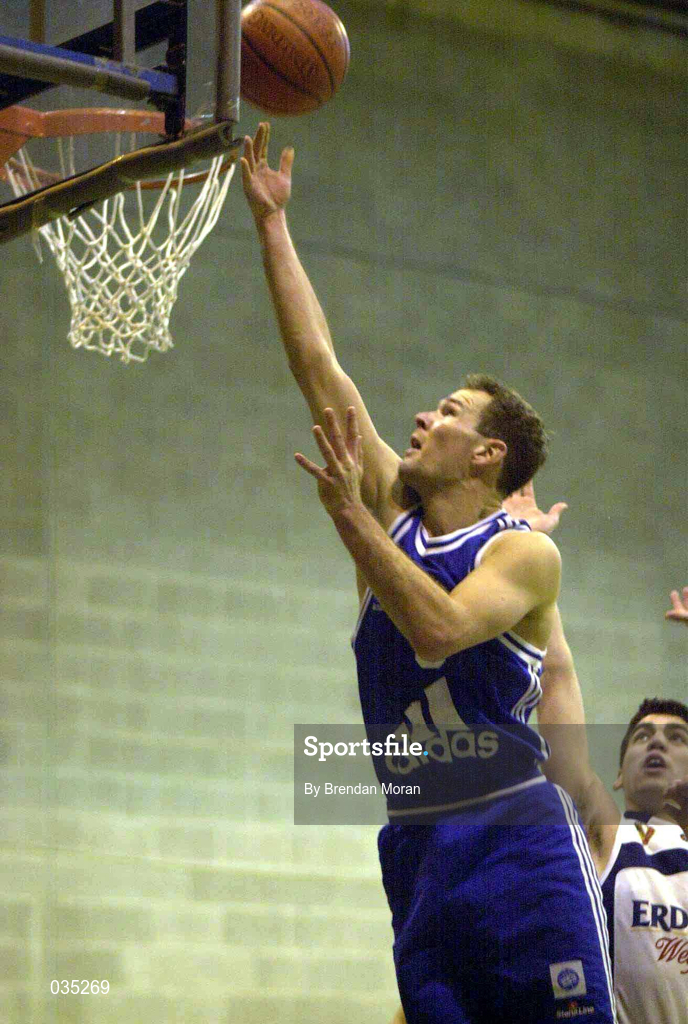 19 December 1999; Dave Weaver of Killester during the ESB Men's Superleague Basketball match between Killester and Star of the Sea at IWA in Clontarf in Dublin. Photo by Brendan Moran/Sportsfile