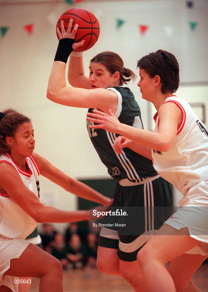 11 February 2000; Kate Maher of Ireland during the Junior Women's International Friendly match between Ireland and England Skibbereen in Cork. Photo by Brendan Moran/Sportsfile