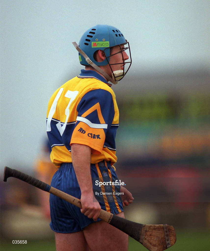 27 February 2000; Ken Ralph of Clare during the Church & General National Hurling League Division 1A Round 2 match between Clare and Galway at Hennessy Park in Miltown Malbay, Clare. Photo by Damien Eagers/Sportsfilee