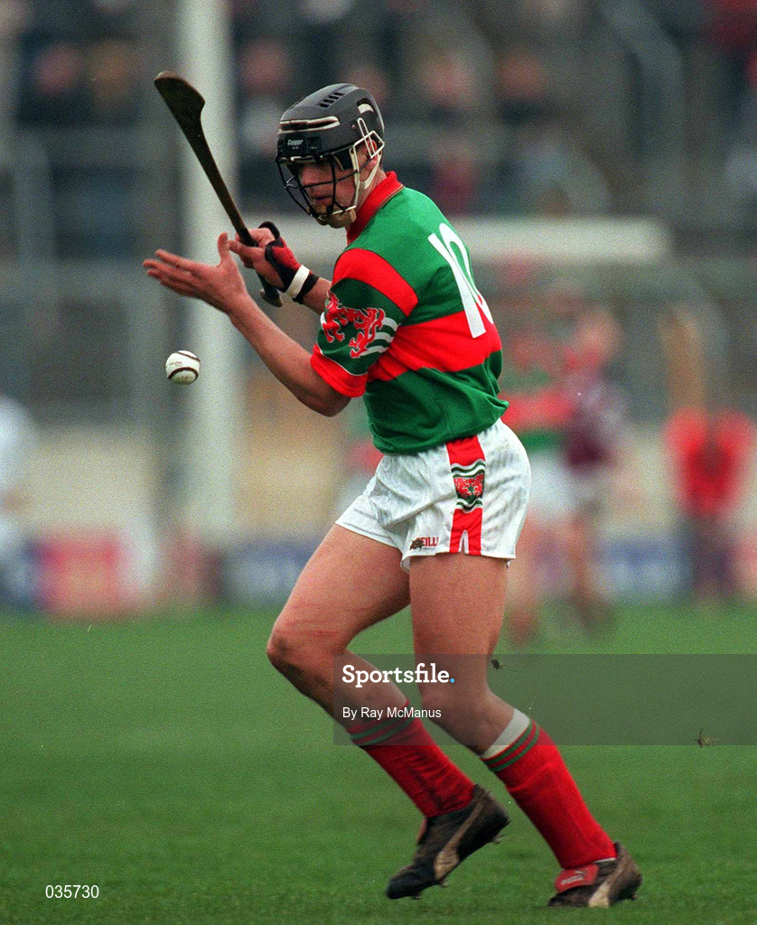 13 February 2000; Gary Hanniffy of Birr during the AIB All-Ireland Senior Club Hurling Championship Semi-Final match between Athenry and Birr at Semple Stadium in Thurles, Tipperary. Photo by Ray McManus/Sportsfile *** Local Caption ***