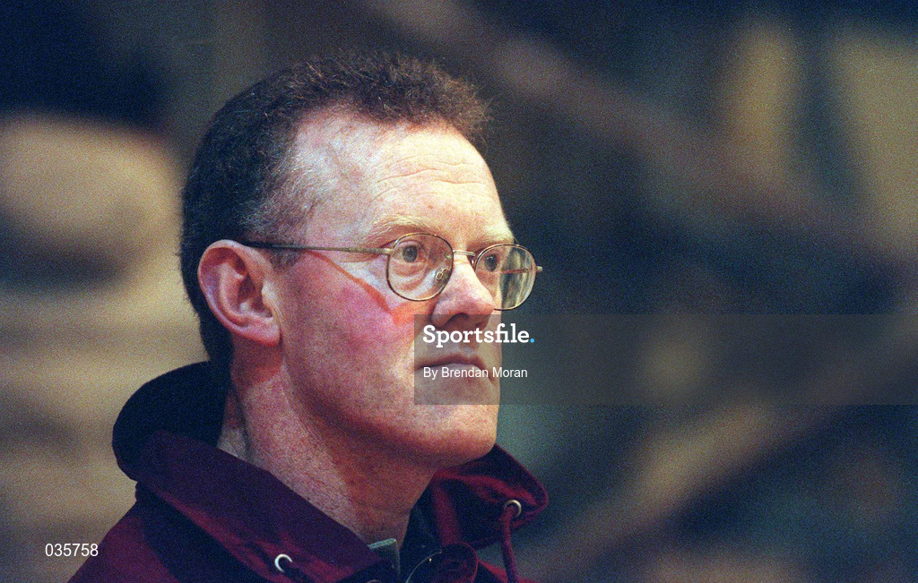 11 February 2000; Neptune coach Gerry Fitzpatrick during the ESB Superleague match between Neptune and ESAT Telecom Demons at Neptune Stadium in Blackpool, Cork. Photo by Brendan Moran/Sportsfile
