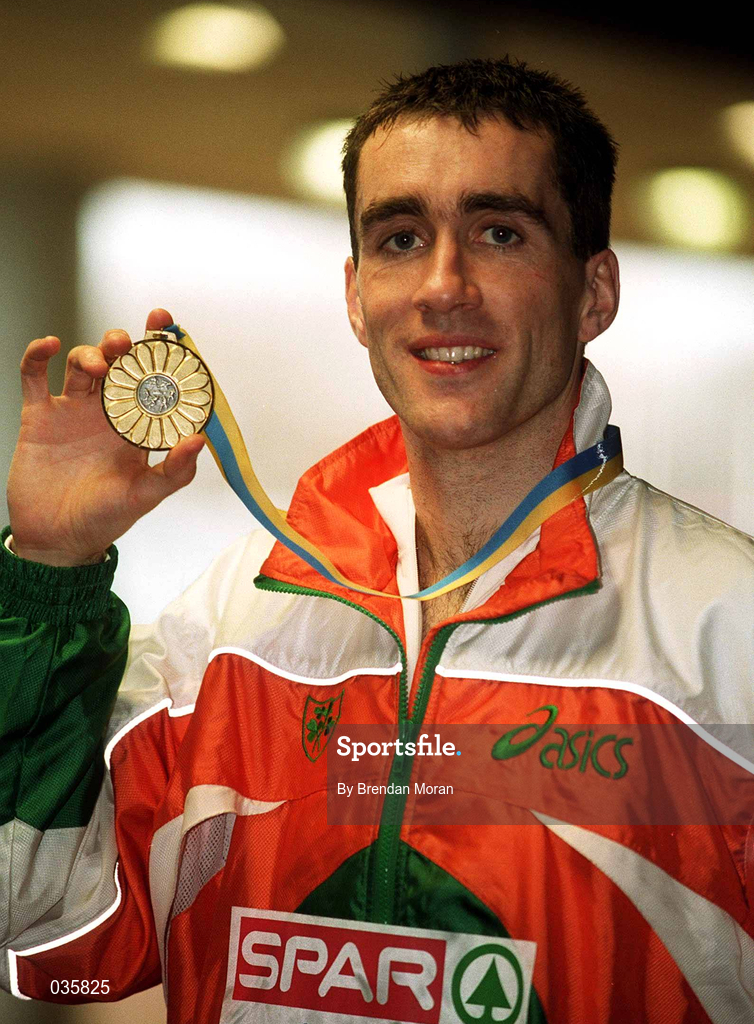 27 February 2000; Mark Carroll of Ireland with his gold medal for winning the Men's 3000m during the European Indoor Athletics Championships at Flanders Sports Arena in Ghent, Belguim. Photo by Brendan Moran/Sportsfile