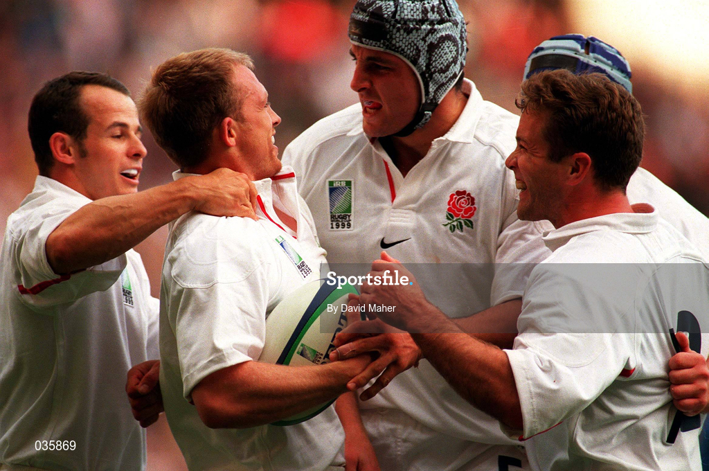 2 October 1999; Matthew Dawson of England celebrates scoring his side's first try with team-mates during the 1999 Rugby World Cup Pool B match between England and Italy at Twickenham Stadium in London, England. Photo by David Maher/Sportsfile