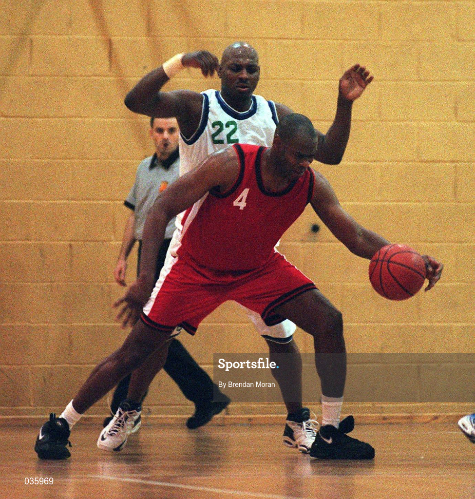 7 November 1999. Randall Mounts of Tolka Rovers in action against Roscoe Patterson of Waterford Crystal during the ESB Men's Superleague Basketball match between Tolka Rovers and Waterford Crystal at Griffith Avenue in Dublin. Photo by Brendan Moran/Sportsfile