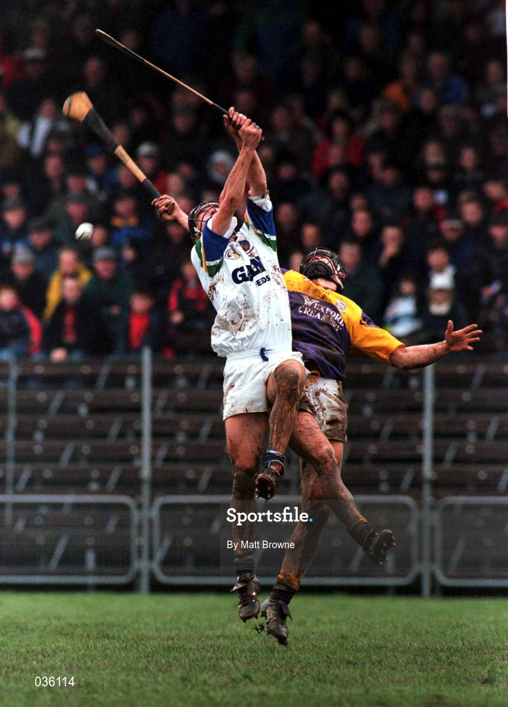 27 February 2000; James Murray of Waterford goes up for the ball with Martin Byrne of Wexford during the Church & General National Hurling League Division 1B Round 2 match between Waterford and Wexford at Walsh Park in Waterford. Photo by Matt Browne/Sportsfile *** Local Caption *** 27 February 2000; xxx