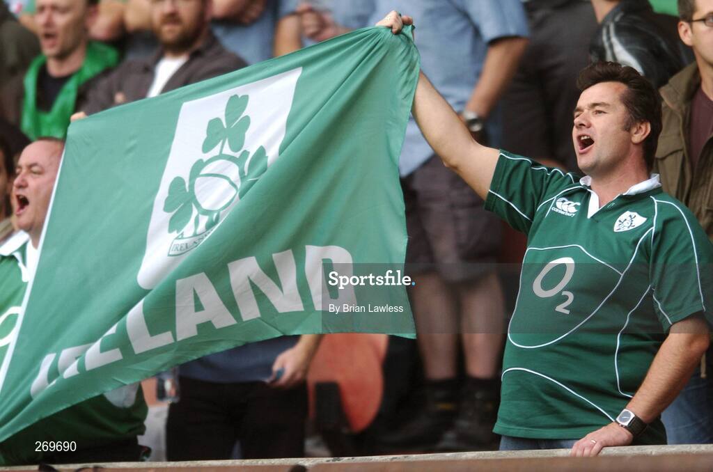 30 September 2007; Ireland fans during the match. 2007 Rugby World Cup, Pool D, Ireland v Argentina, Parc des Princes, Paris, France. Picture credit; Brian Lawless / SPORTSFILE