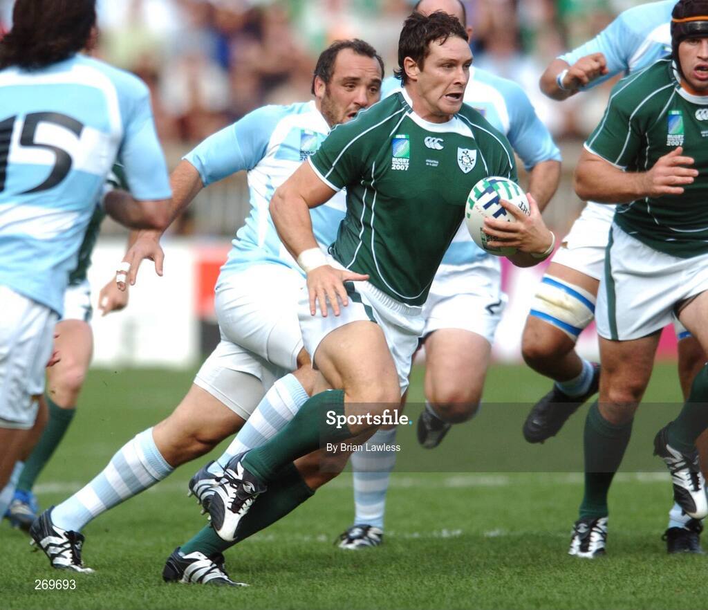 30 September 2007; Ireland's David Wallace in action against Argentina. 2007 Rugby World Cup, Pool D, Ireland v Argentina, Parc des Princes, Paris, France. Picture credit; Brian Lawless / SPORTSFILE