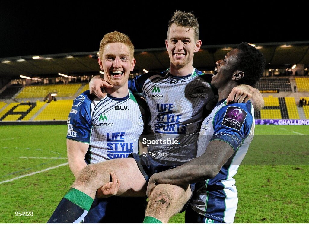 24 January 2015; Connacht players Darragh Leader, Matt Healy and Niyi Adeolokun enjoy the victory celebrations after the match. European Rugby Champions Cup 2014/15, Pool 2, Round 6, La Rochelle v Connacht, Stade Marcel Deflandre, La Rochelle, France. Picture credit: Ray Ryan / SPORTSFILE