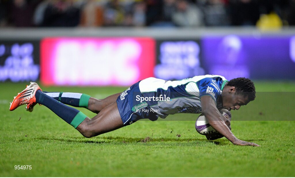 24 January 2015; Niyi Adeolokun, Connacht, goes over to score his side's third try. European Rugby Champions Cup 2014/15, Pool 2, Round 6, La Rochelle v Connacht, Stade Marcel Deflandre, La Rochelle, France. Picture credit: Ray Ryan / SPORTSFILE