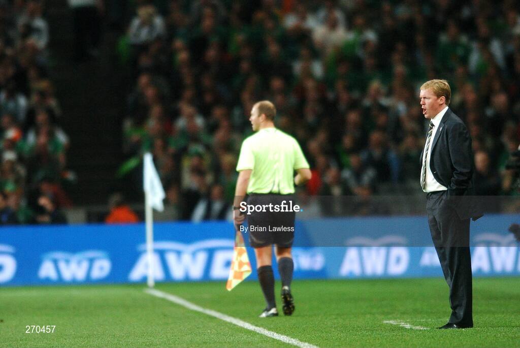 13 October 2007; Republic of Ireland manager Steve Staunton. 2008 European Championship Qualifier, Republic of Ireland v Germany, Croke Park, Dublin. Picture credit; Brian Lawless / SPORTSFILE