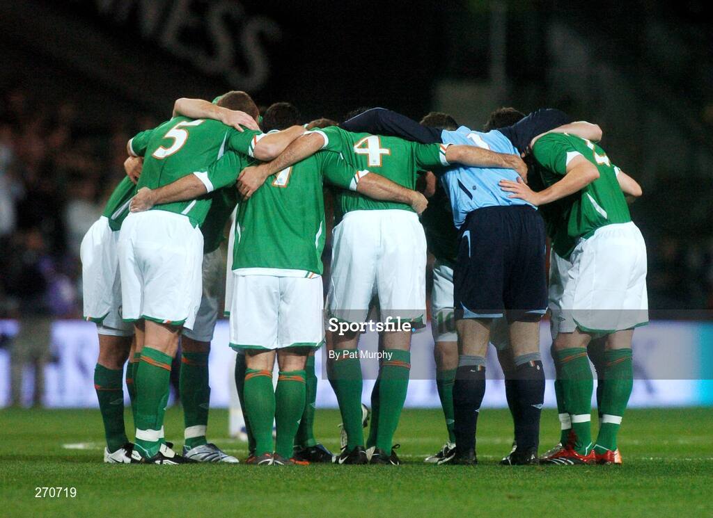 13 October 2007; The Republic of Ireland team in a huddle before the game. 2008 European Championship Qualifier, Republic of Ireland v Germany, Croke Park, Dublin. Picture credit; Pat Murphy / SPORTSFILE