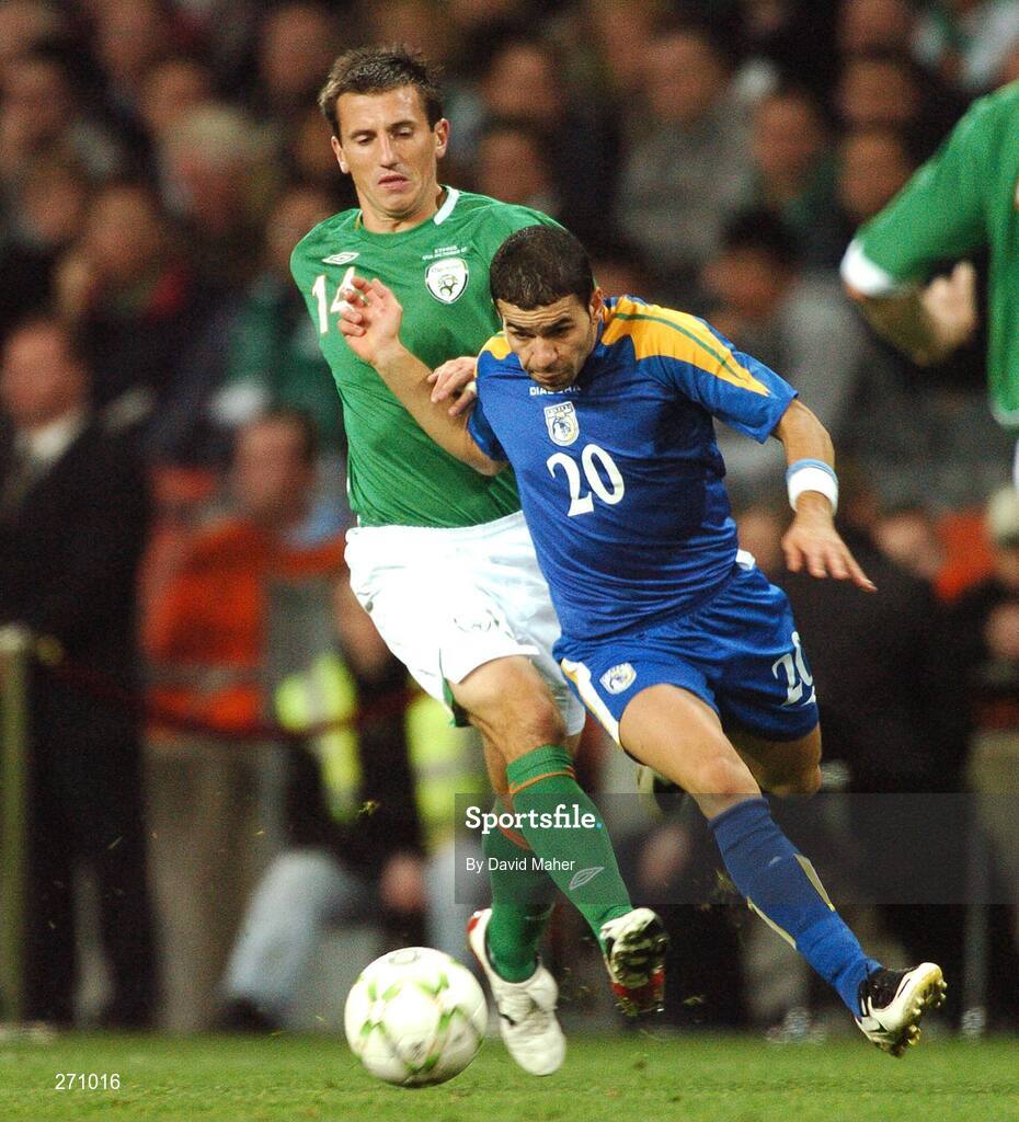 17 October 2007; Liam Miller, Republic of Ireland, in action against Konstantinos Makridis, Cyprus. 2008 European Championship Qualifier, Republic of Ireland v Cyprus, Croke Park, Dublin. Picture credit; David Maher / SPORTSFILE