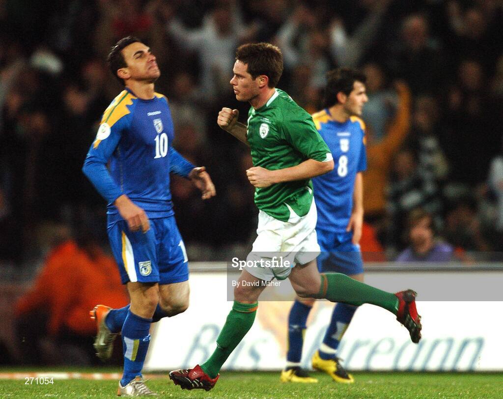 17 October 2007; Steve Finnan, Republic of Ireland, celebrates after scoring his side's equalising goal. 2008 European Championship Qualifier, Republic of Ireland v Cyprus, Croke Park, Dublin. Picture credit; David Maher / SPORTSFILE